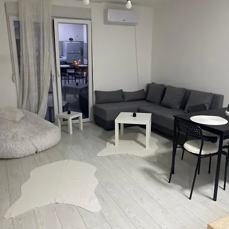 Day And Night Prokuplje